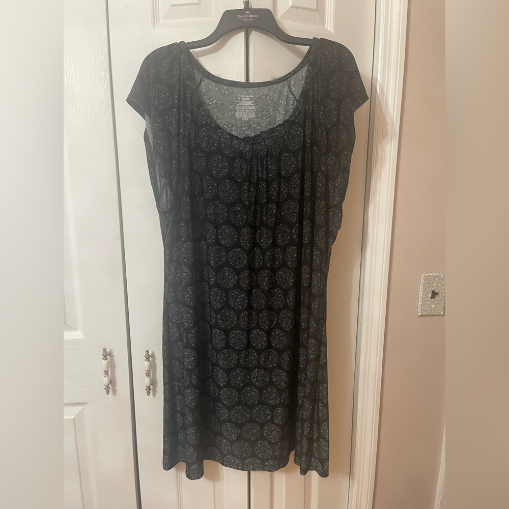 Woman’s Black Sleepwear Dress Size 3X  22W-24W EUC Look Like It Was Hardly Worn
